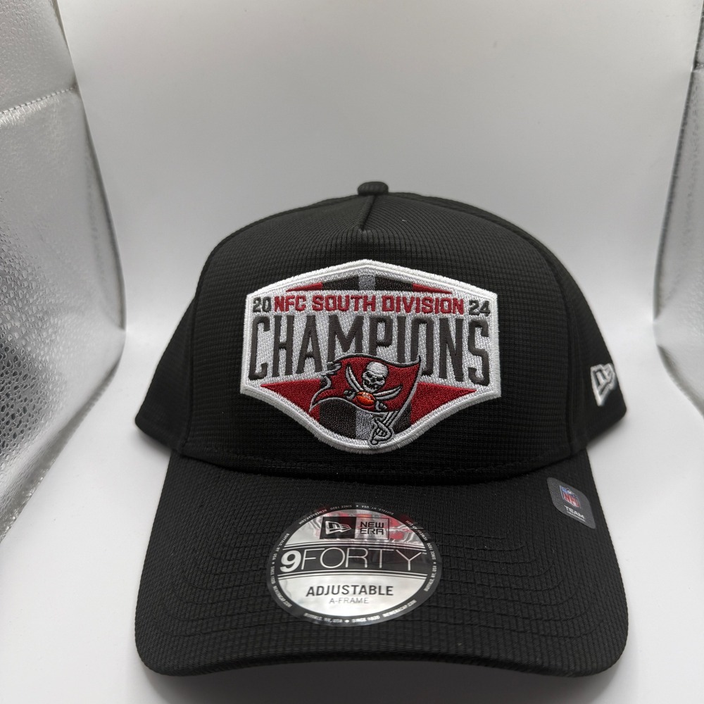 New Era Tampa‎ Bay Buccaneers 2023 NFC South Division Champions 9FORTY Hat Black